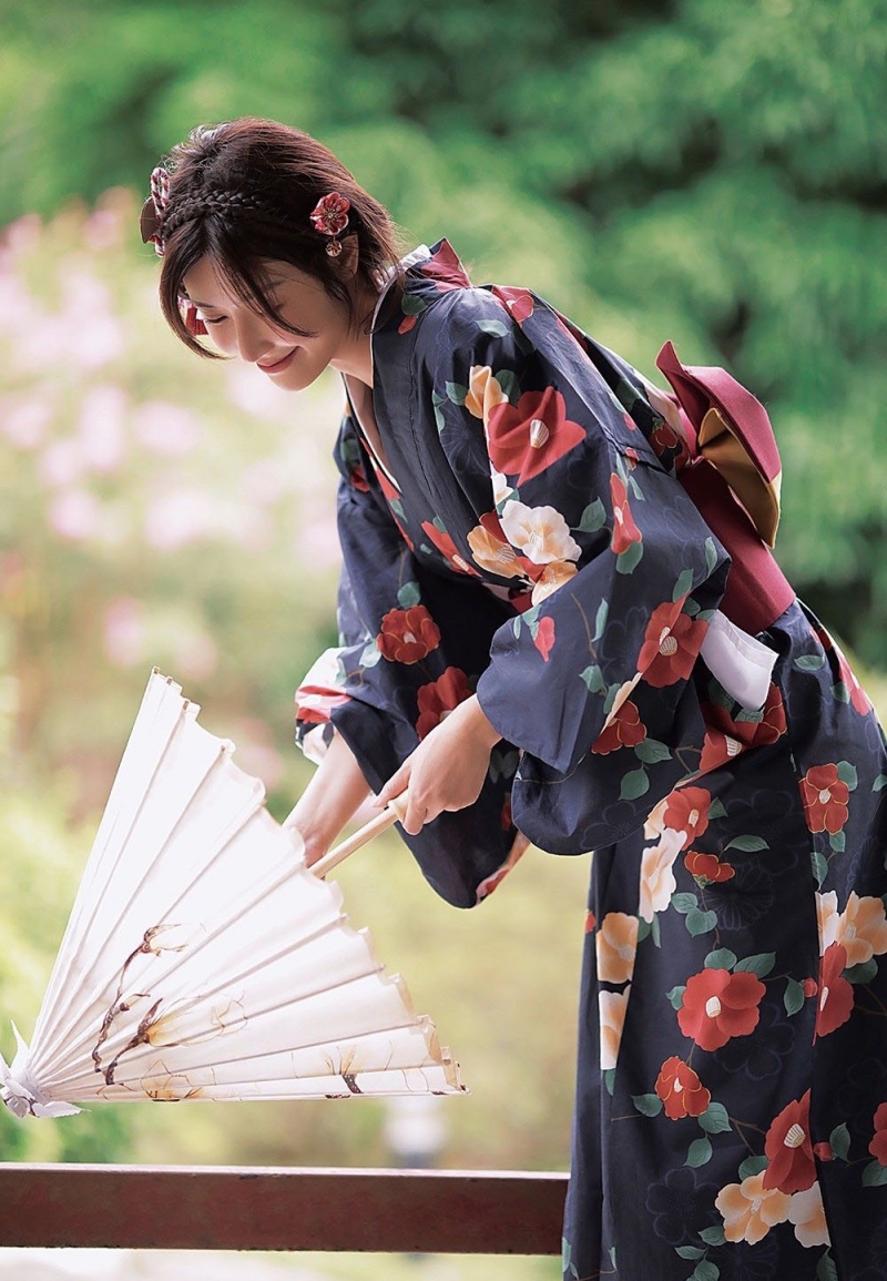 温婉和服妹子气质柔和古风摄影