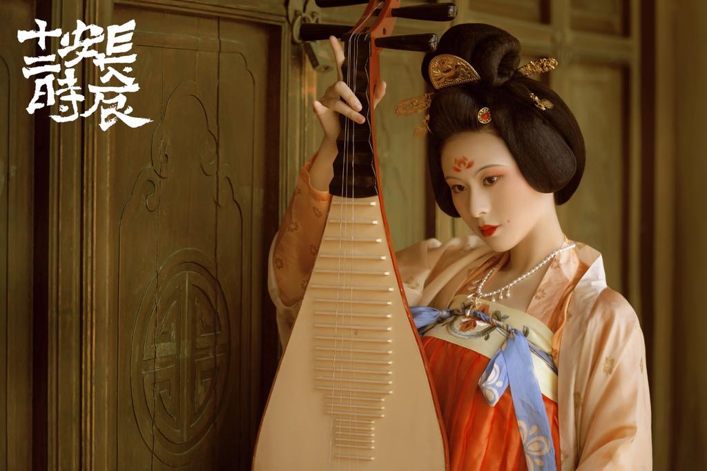 唐装美人含羞带怯唯美古风图片