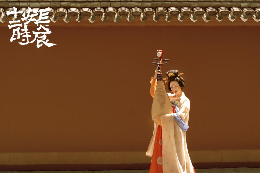 唐装美人含羞带怯唯美古风图片