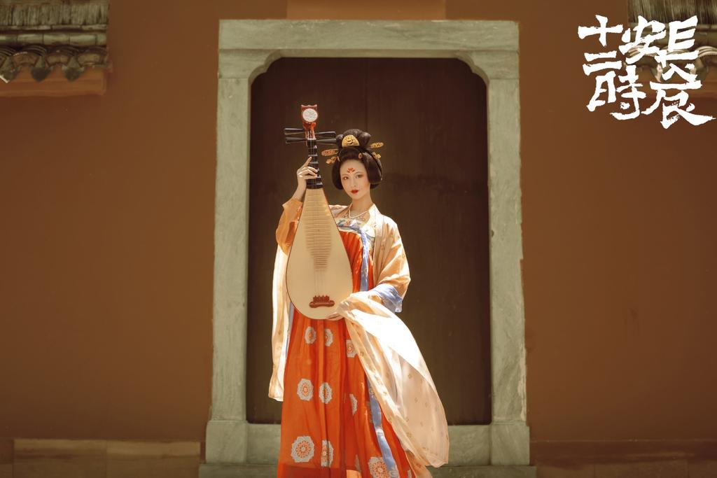 唐装美人含羞带怯唯美古风图片