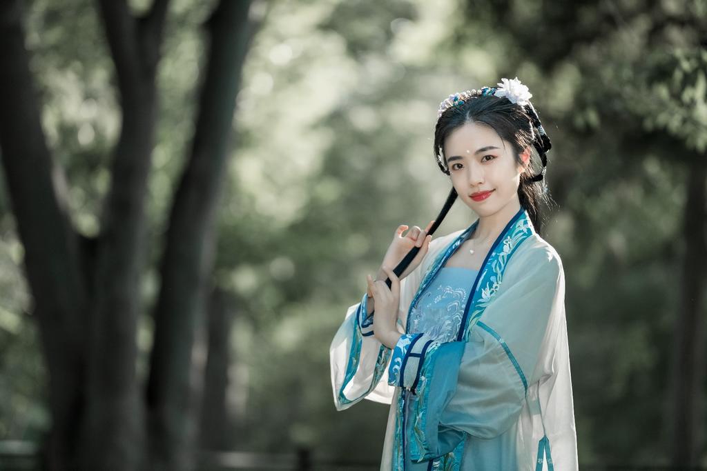 陶然亭公园古代美女子唯美写真