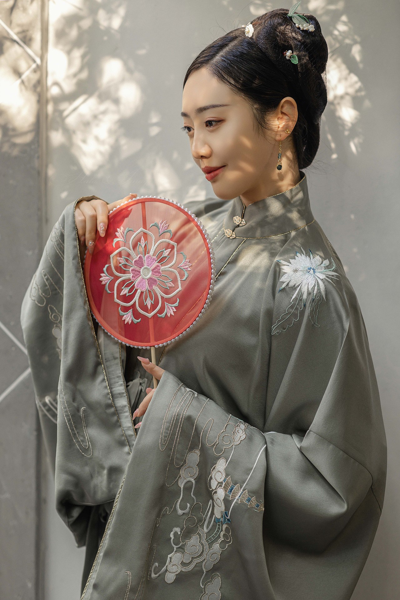 古装美人娇羞明媚唯美古风摄影