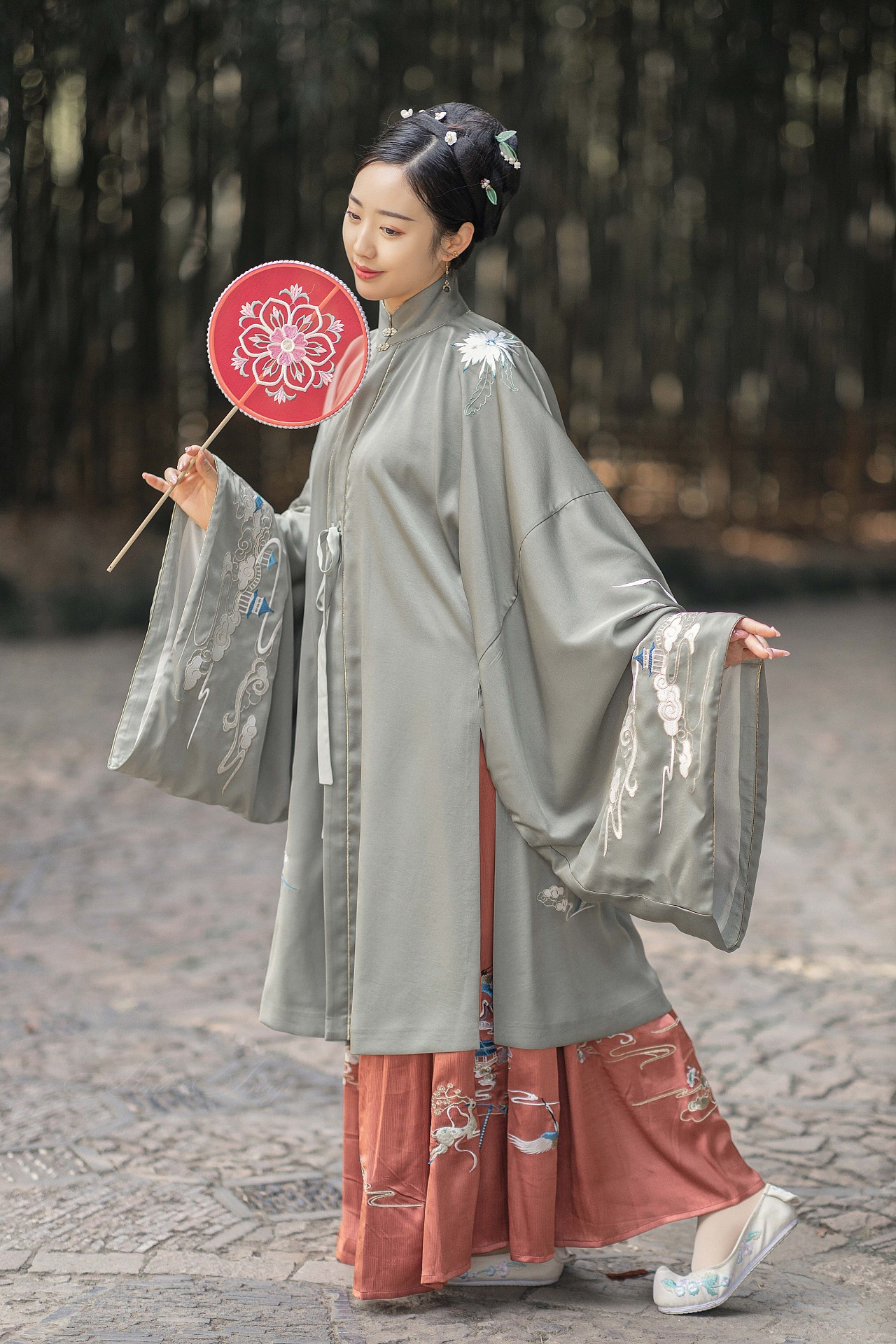 古装美人娇羞明媚唯美古风摄影