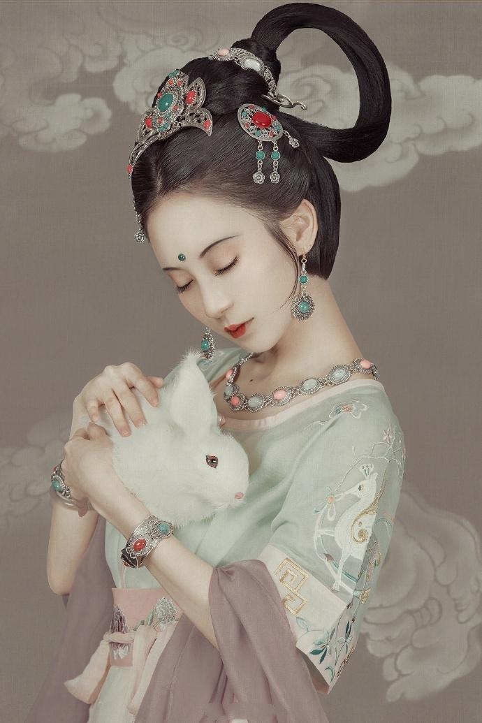 古典美人仙气飘飘恍如仙子写真