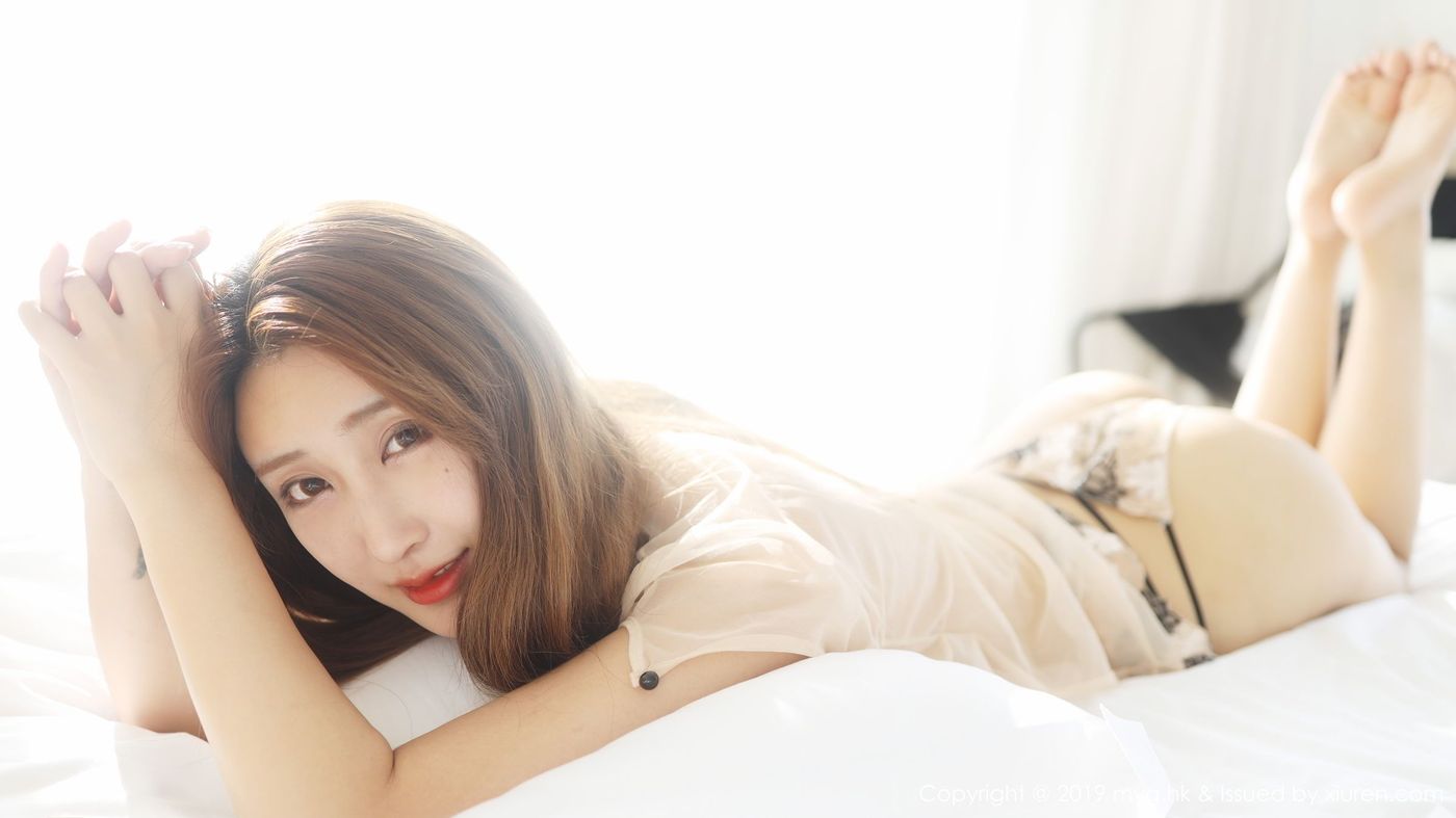 [MyGirl美媛馆] 美女模特奈美nana身体高挑透视服饰清秀写真 VOL.375