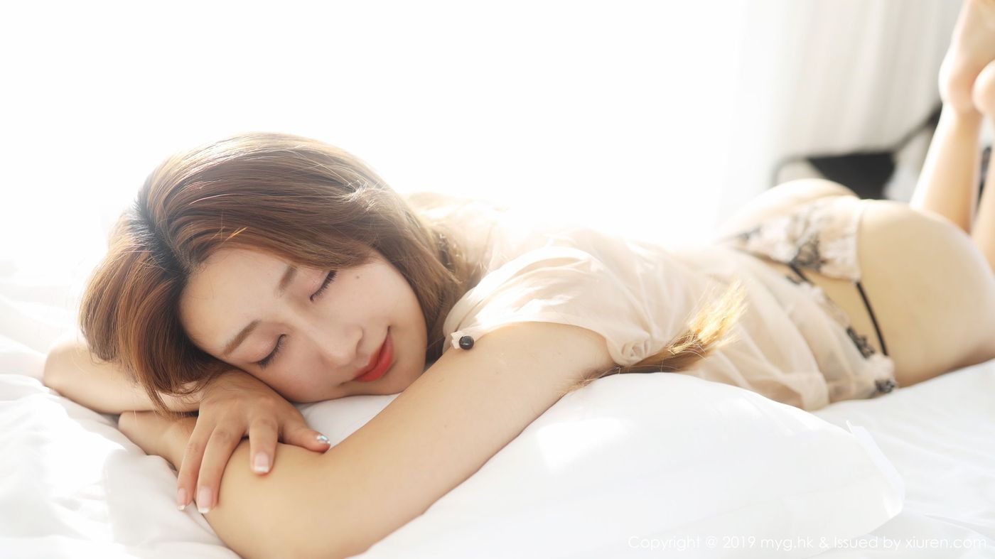 [MyGirl美媛馆] 美女模特奈美nana身体高挑透视服饰清秀写真 VOL.375