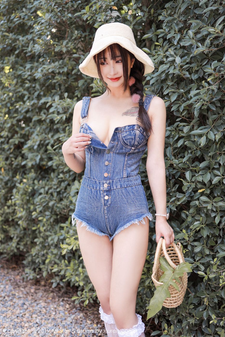 [MFStar模范学院] 模特Betty林子欣草帽少女牛仔内衣系列泰国旅拍 Vol.228