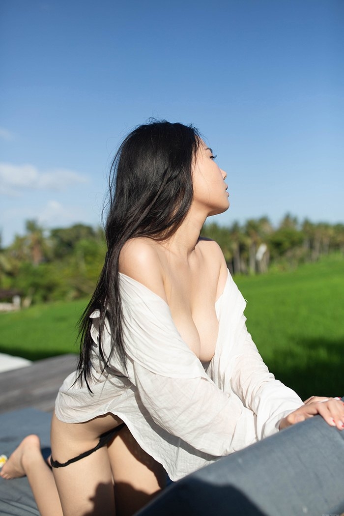 少妇雪白人体大胆大尺度