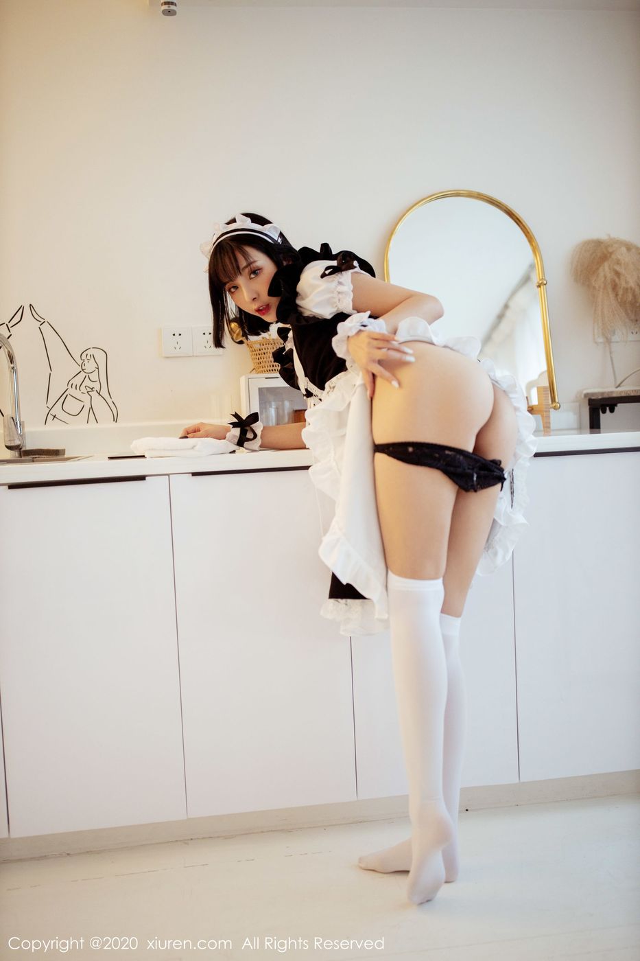 [XIUREN秀人网] 美女模特陈小喵情趣内衣女仆装扮私房写真 No.2008