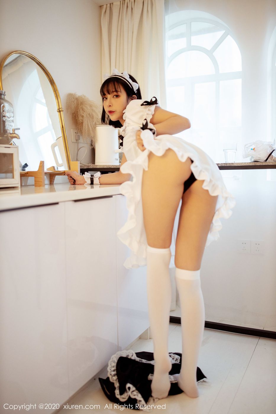 [XIUREN秀人网] 美女模特陈小喵情趣内衣女仆装扮私房写真 No.2008