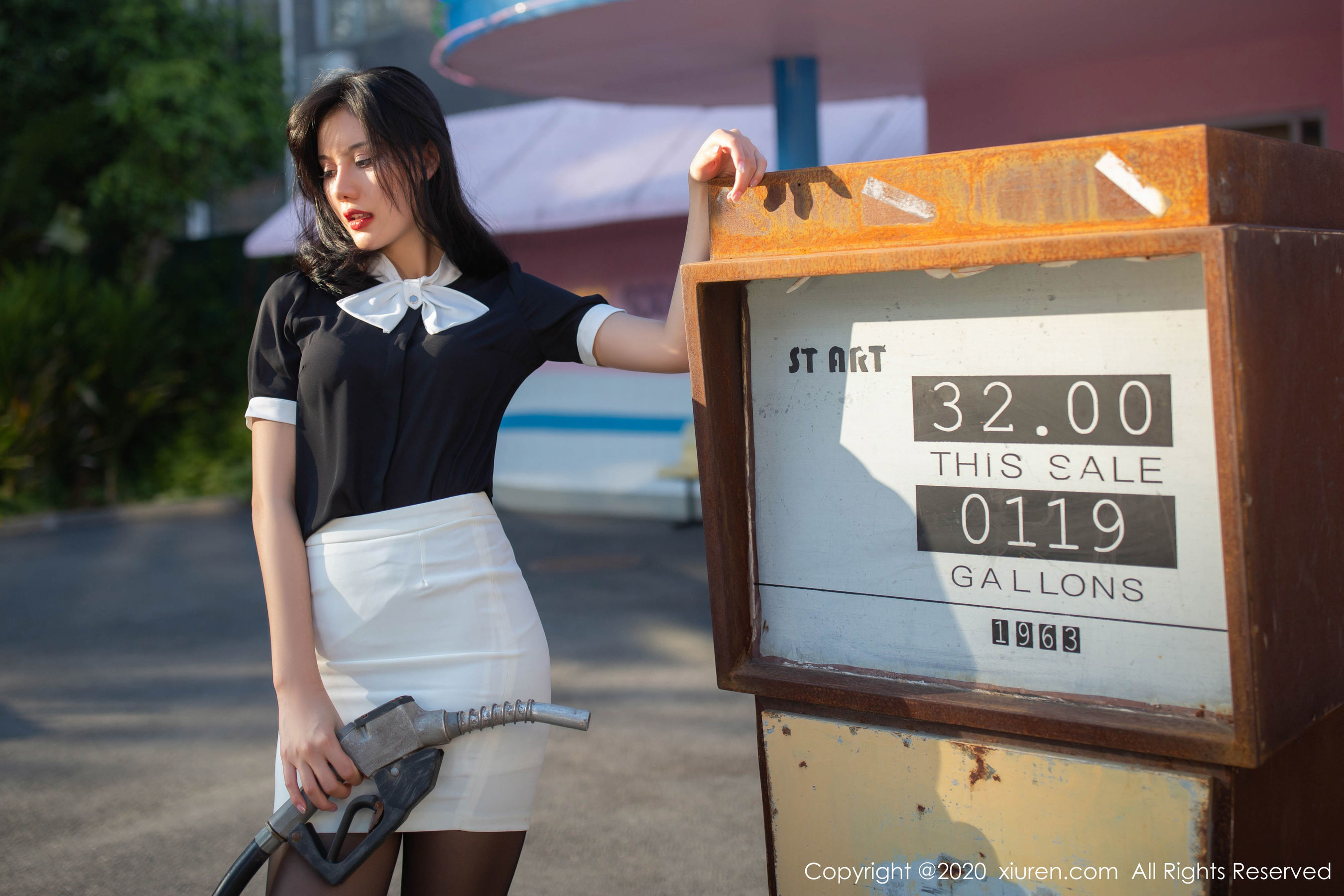 就是阿朱啊《加油站职业制服视觉诱惑》 [秀人XIUREN] No.2023 写真集