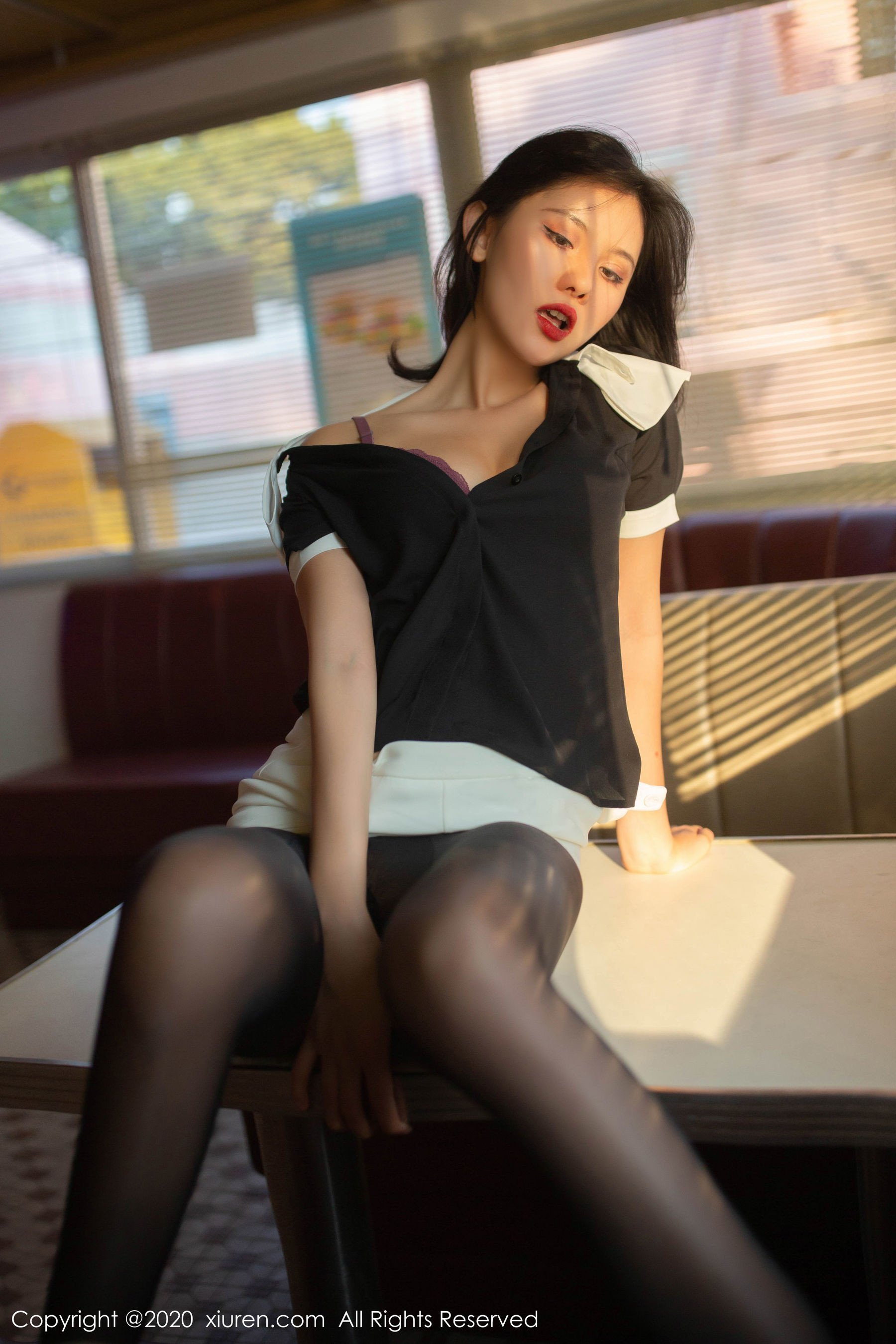 就是阿朱啊《加油站职业制服视觉诱惑》 [秀人XIUREN] No.2023 写真集