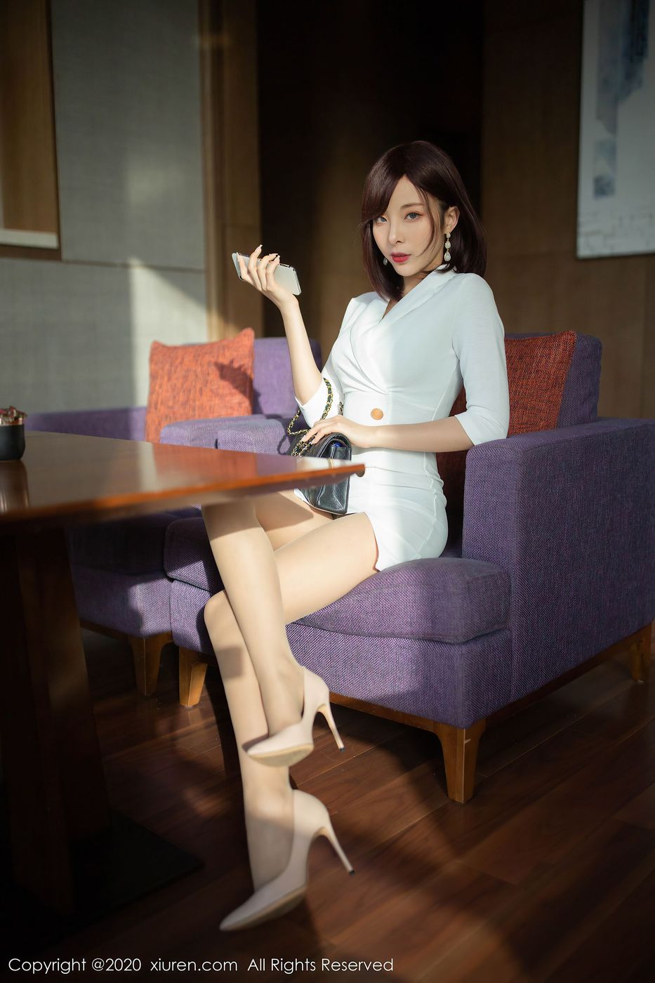 [XIUREN秀人网] 性感模特陈小喵丝袜美腿束缚衣橱主题写真 No.2296