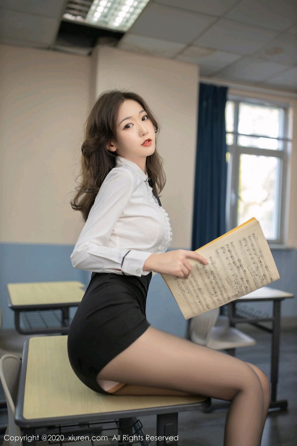 XiuRen第2739期_嫩模唐安琪唱诗班老师主题开档黑丝裤袜秀蕾丝内裤极致诱惑写真66P