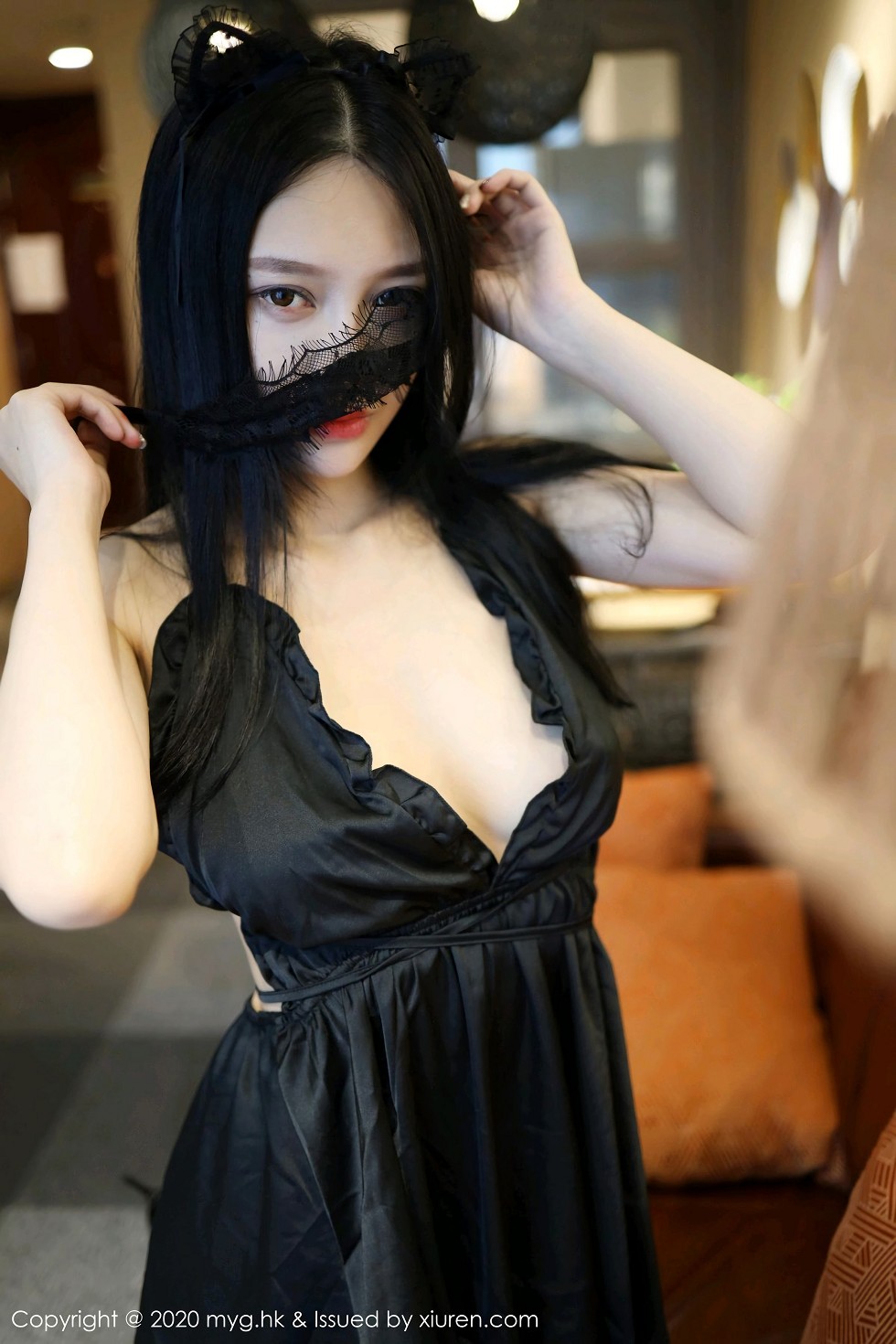 [MyGirl美媛馆]Vol.457_女神唐琪儿神秘蒙面主题黑色低胸连身裙秀白嫩豪乳诱惑写真113P