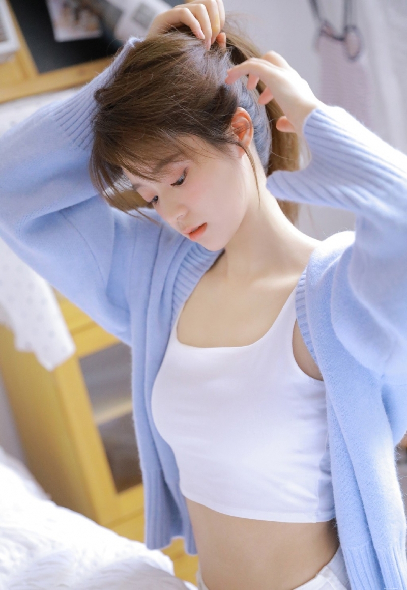 治愈系女生清纯干净美女写真