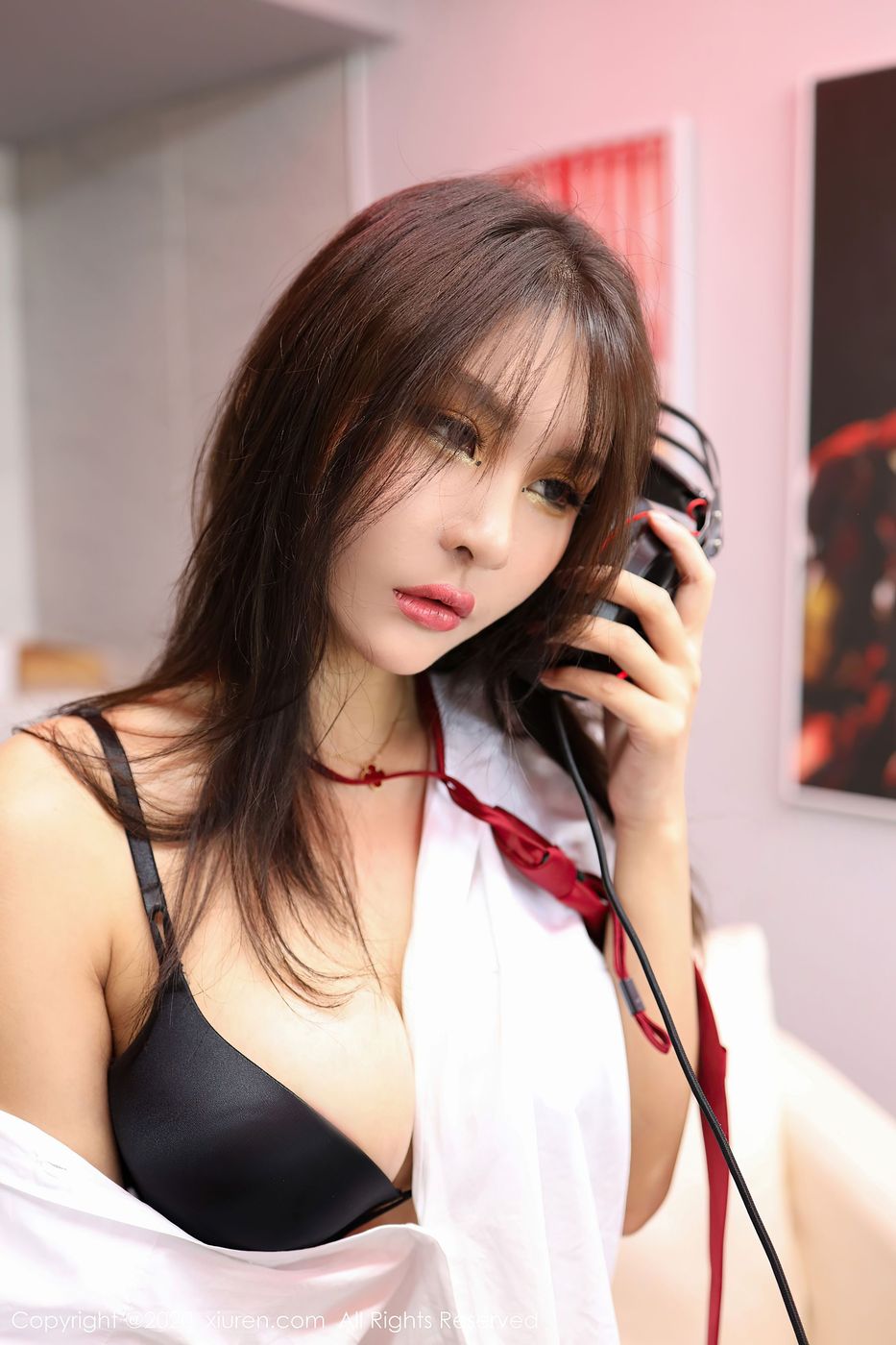 [XiuRen秀人网] 美女模特Emily顾奈奈不良校花网瘾少女系列性感写真 No.2461