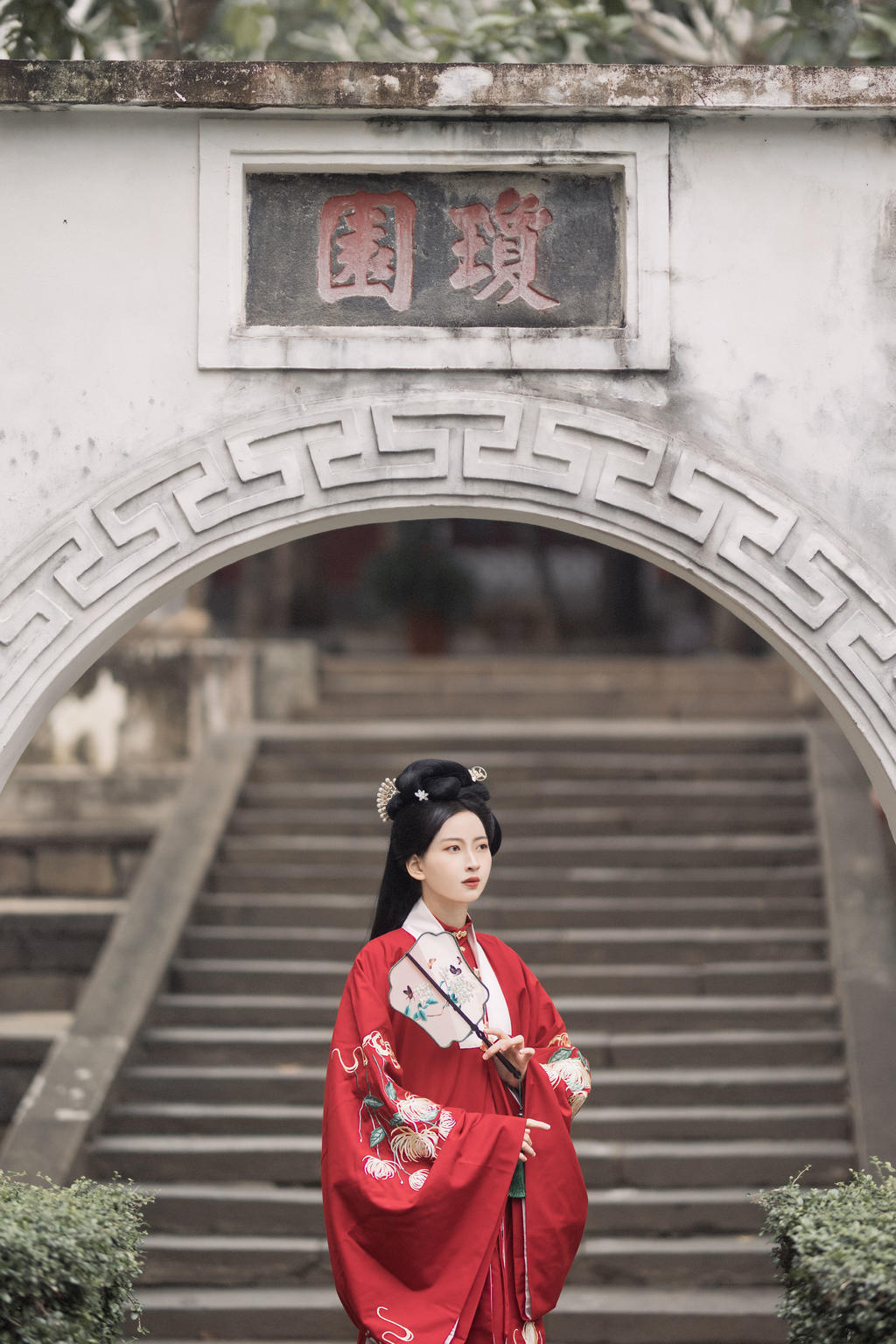 汉服美女红妆素裹婀娜多姿美图