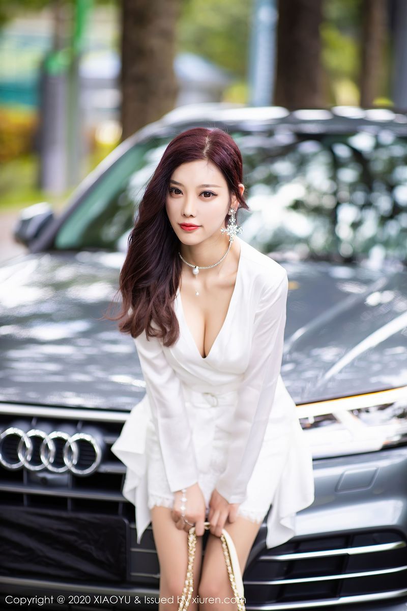 [XIAOYU语画界] 性感女神杨晨晨sugar明亮通透车拍系列阳朔旅拍 Vol.353