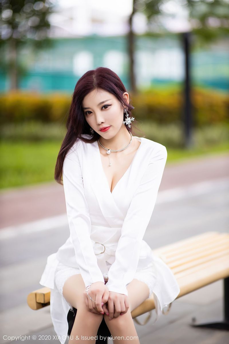 [XIAOYU语画界] 性感女神杨晨晨sugar明亮通透车拍系列阳朔旅拍 Vol.353