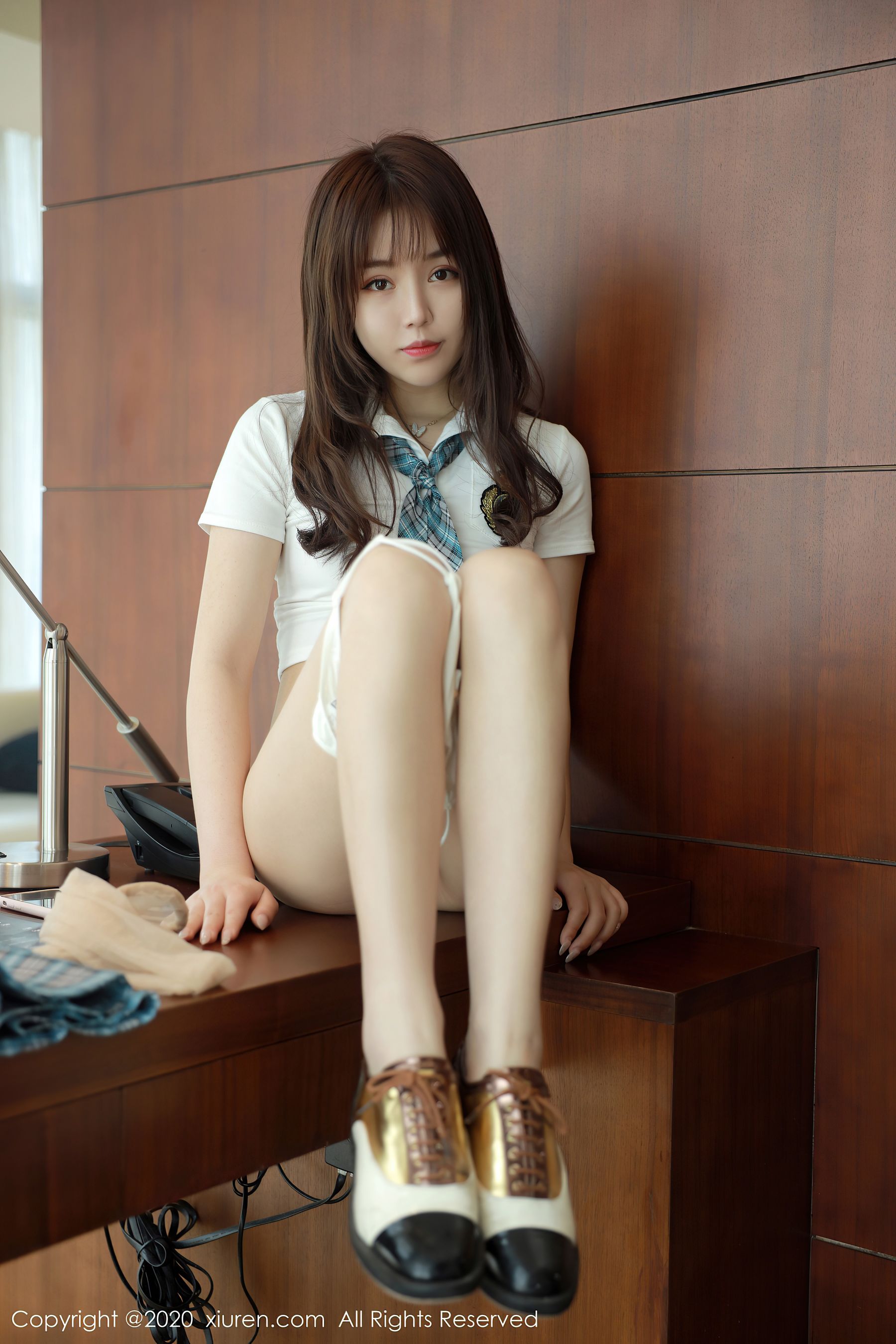 [秀人XIUREN] No.2291 梦梵 - 经典JK少女制服系列