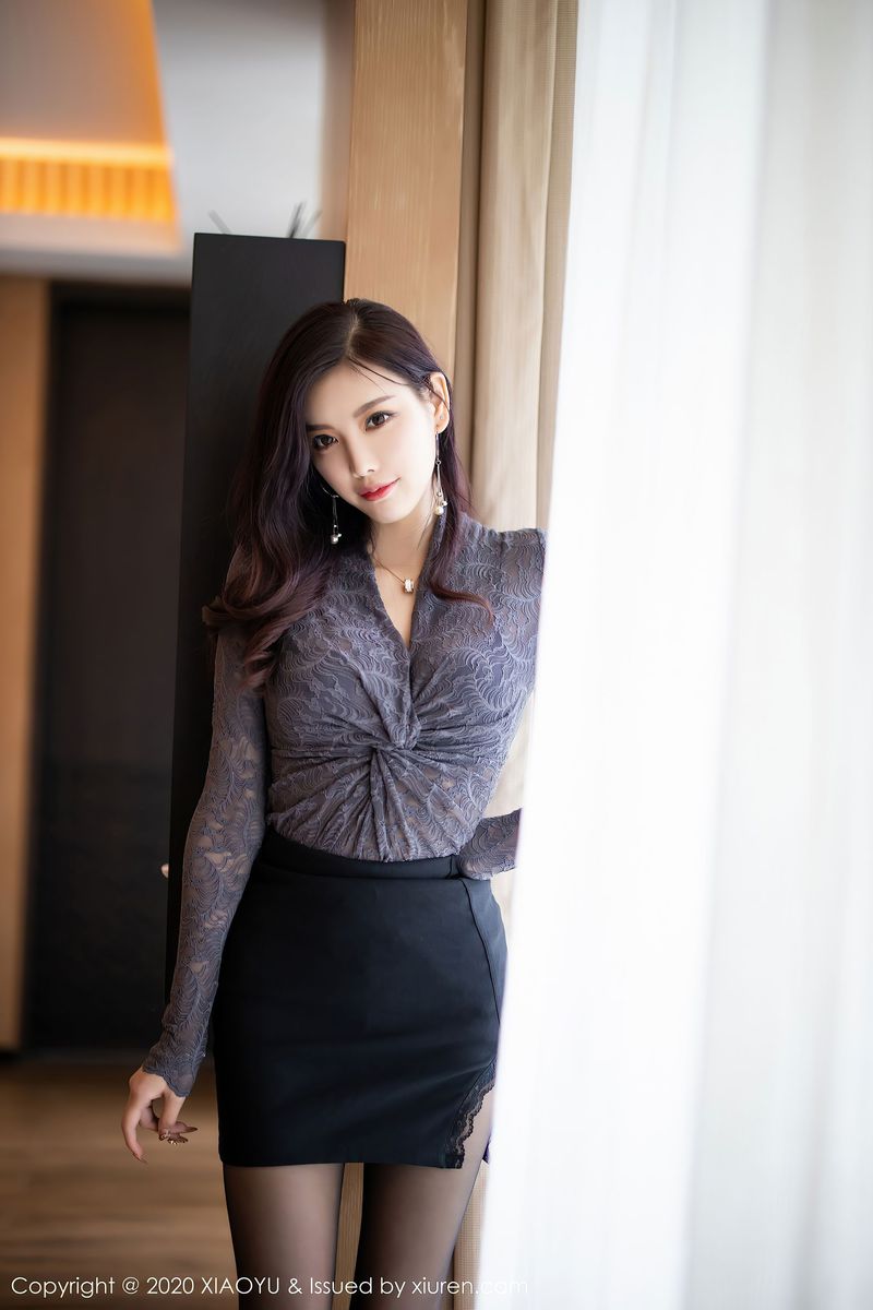 [XIAOYU语画界] 性感女神杨晨晨sugar - 职场OL风华衣裹身阳朔旅拍 Vol.372