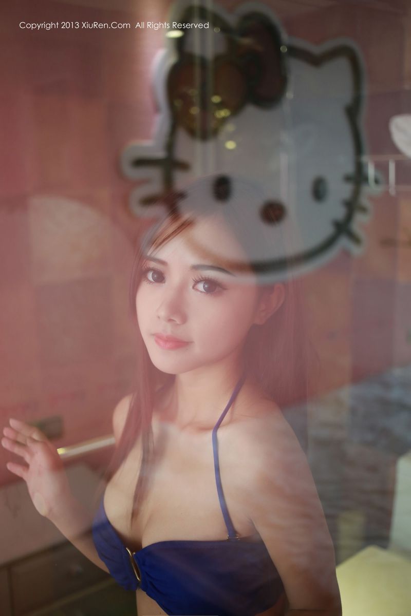 [XiuRen秀人网] 邻家女神toro羽住丝袜美腿+女仆校花装扮性感写真 No.014