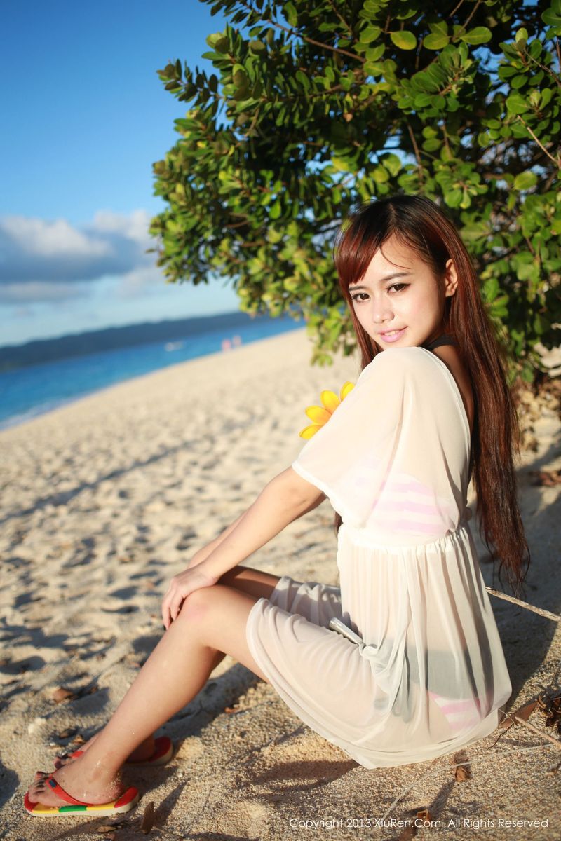 [XiuRen秀人网] 萝莉女神toro羽住腹黑贫乳腰窝美臀私房性感写真 No.056