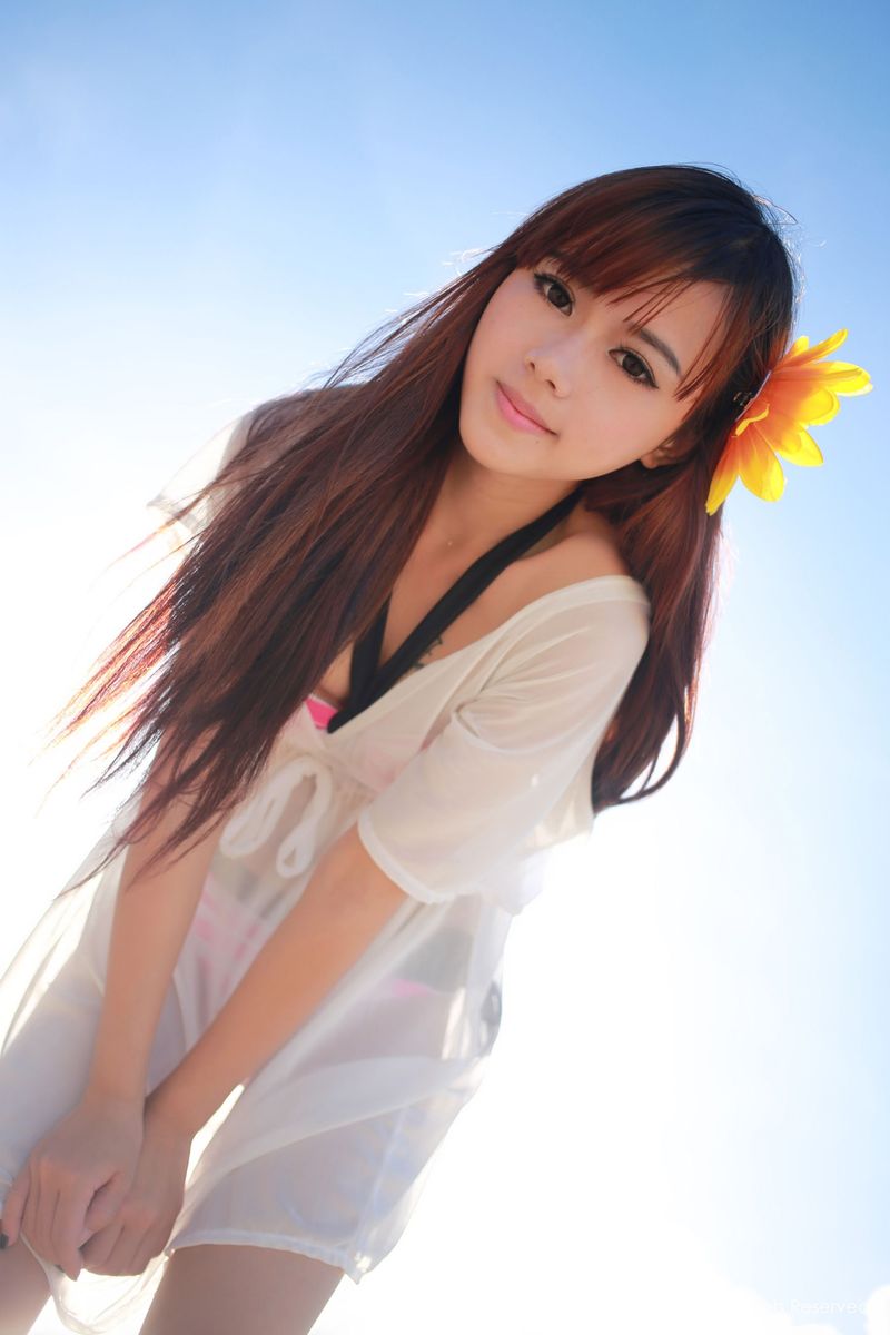 [XiuRen秀人网] 美女模特toro羽住比基尼泳装超级福利写真 No.065