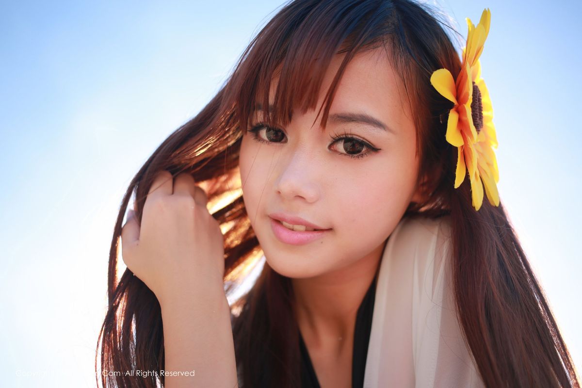 [XiuRen秀人网] 美女模特toro羽住比基尼泳装超级福利写真 No.065