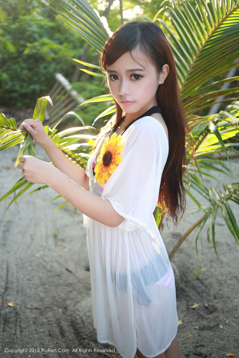 [XiuRen秀人网] 美女模特toro羽住比基尼泳装超级福利写真 No.065