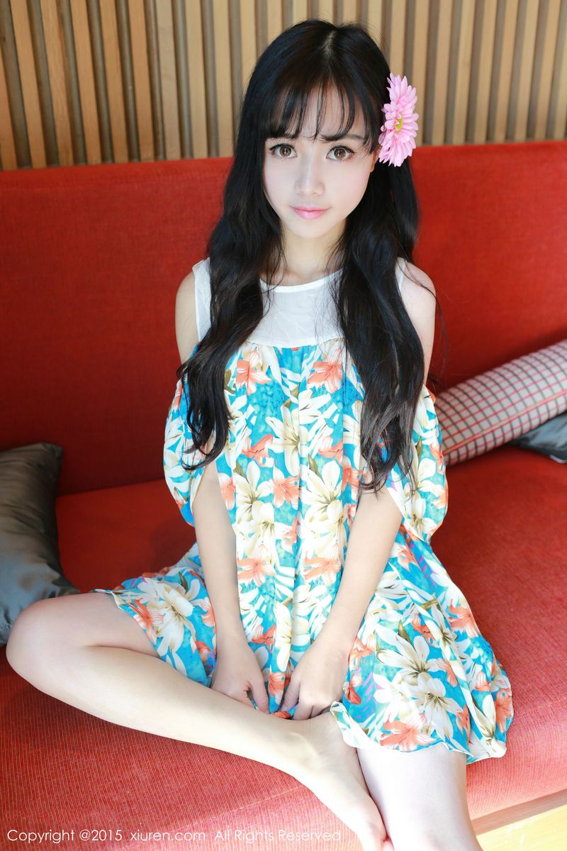 [XiuRen秀人网] 美女模特toro羽住绿色女仆制服系列泰国曼谷旅拍 No.316