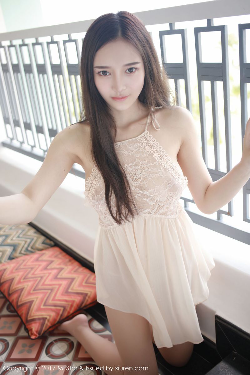 [MFStar模范学院] 性感女神唐琪儿il丝袜美腿+蕾丝睡衣冷艳写真 VOL.101