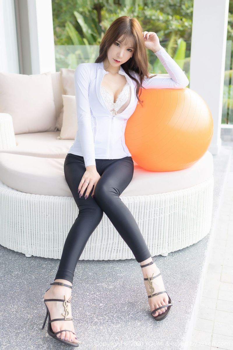 [YouMi尤蜜荟] 性感女神周于希Sandy健身房主题普吉岛旅拍 Vol.401