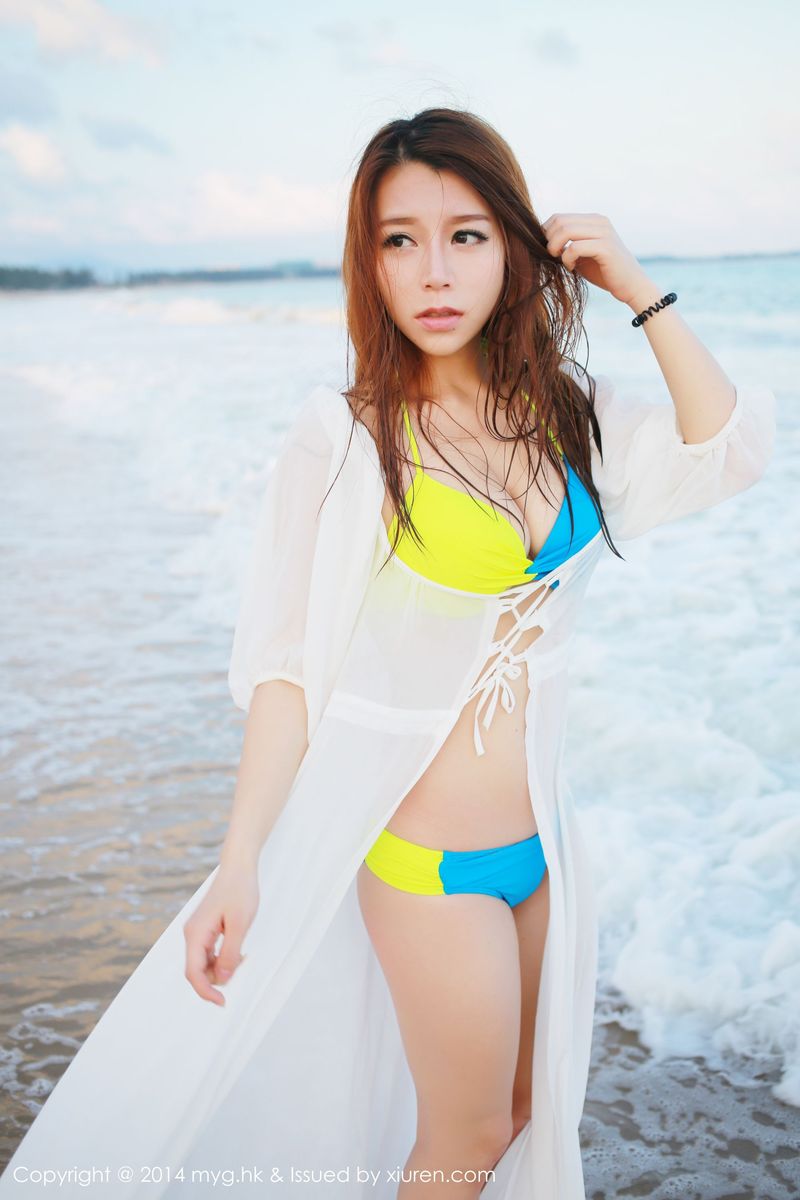 [MyGirl美媛馆] 美女模特vetiver嘉宝贝儿海边沙滩+比基尼三亚旅拍 Vol.007