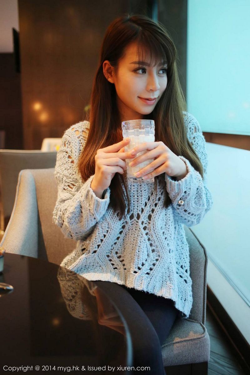 [MyGirl美媛馆] 美女模特vetiver嘉宝贝儿性感睡衣+黑丝翘臀系列套图 Vol.081