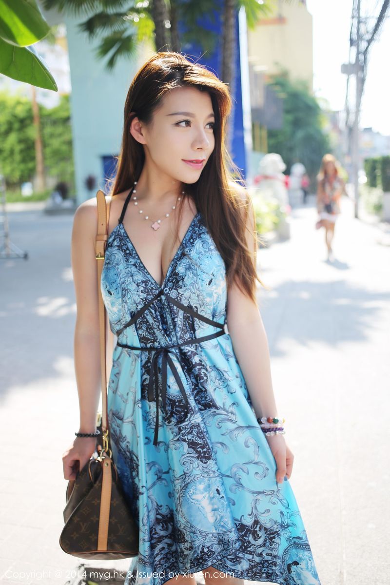 [MyGirl美媛馆] 美女模特vetiver嘉宝贝儿长裙+睡衣+内衣泰国旅拍 Vol.087