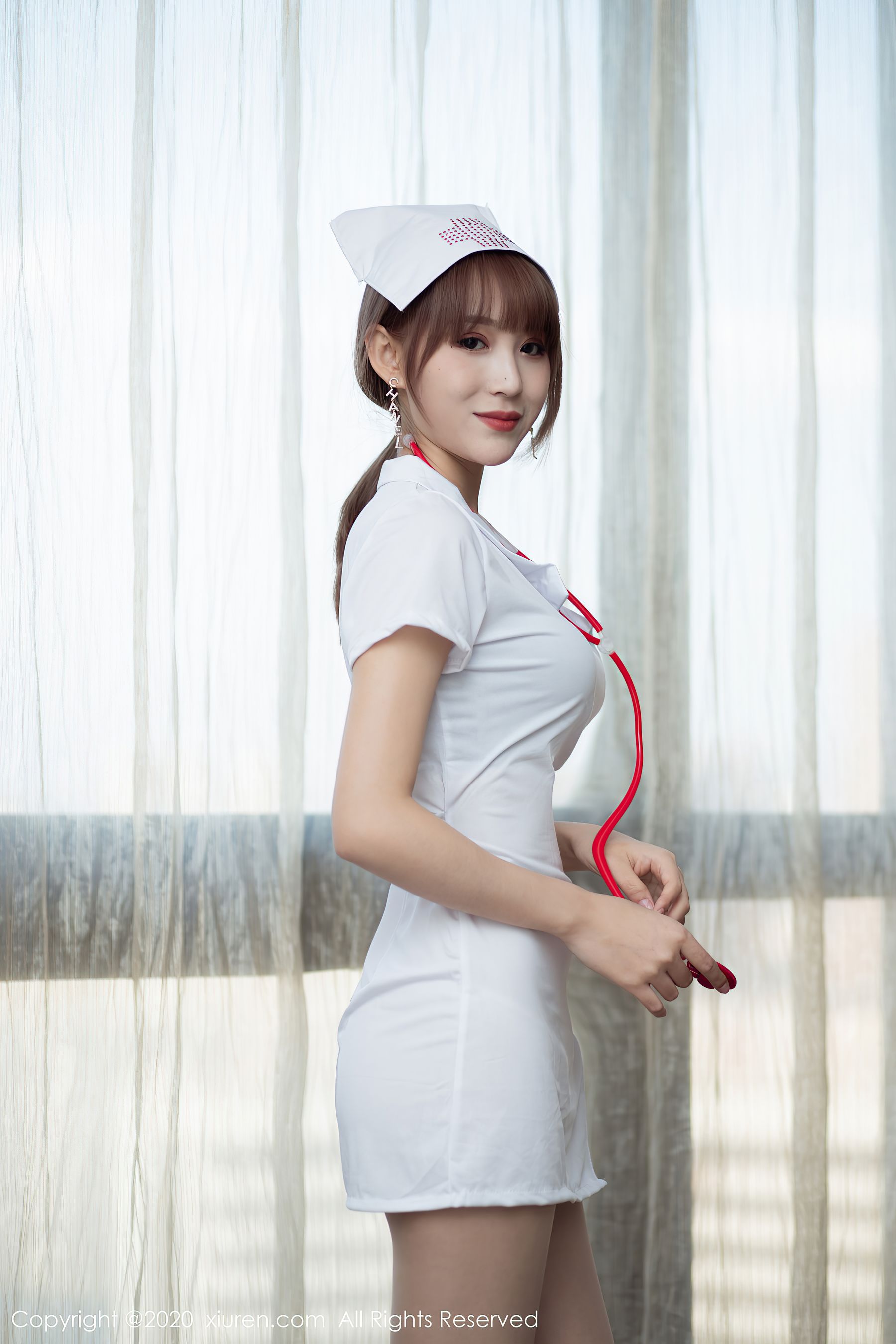 [秀人XIUREN] No.2377 周慕汐fairy - 护士装制服系列