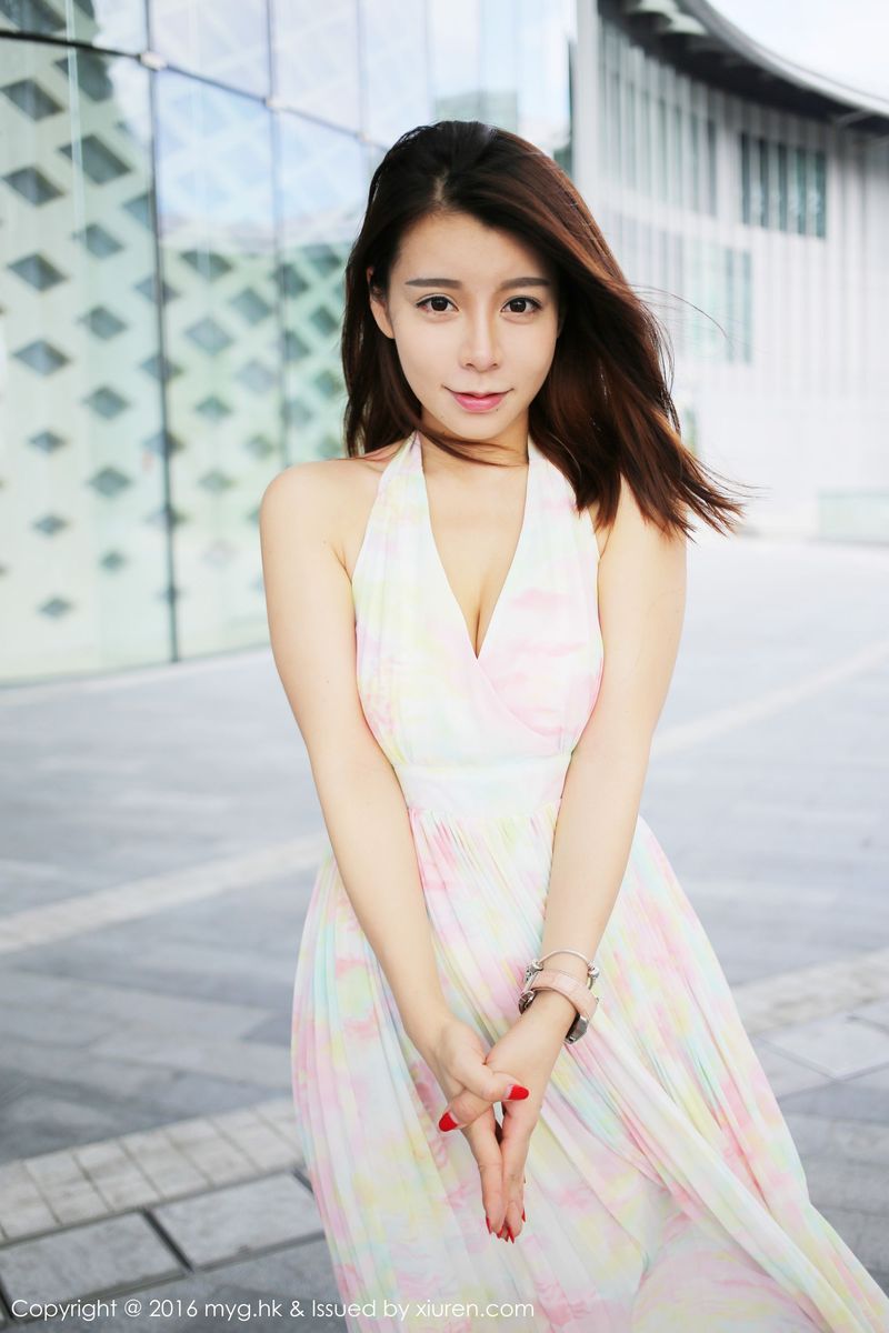 [MyGirl美媛馆] 模特vetiver嘉宝贝儿死库水+泳装+长裙系列写真 Vol.231