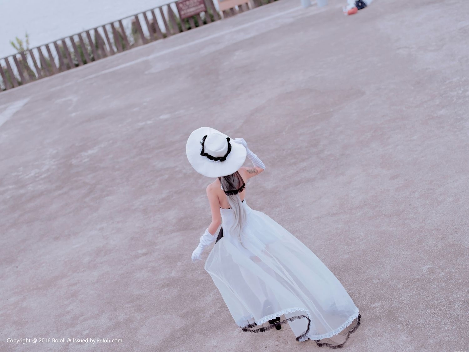 菠萝社美女模特夏美酱cos碧蓝航线光辉