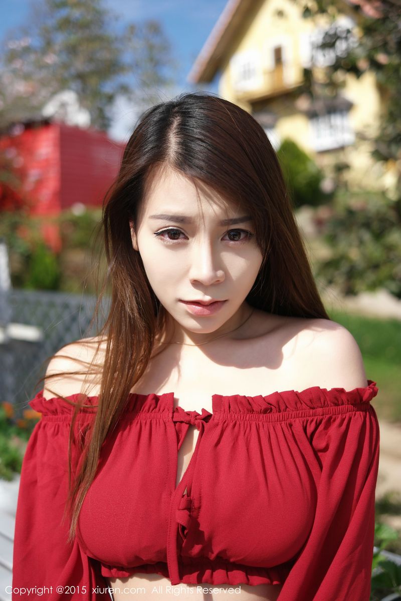 [XiuRen秀人网] 美女模特vetiver嘉宝贝儿抹胸长裙系列泰国旅拍 No.303