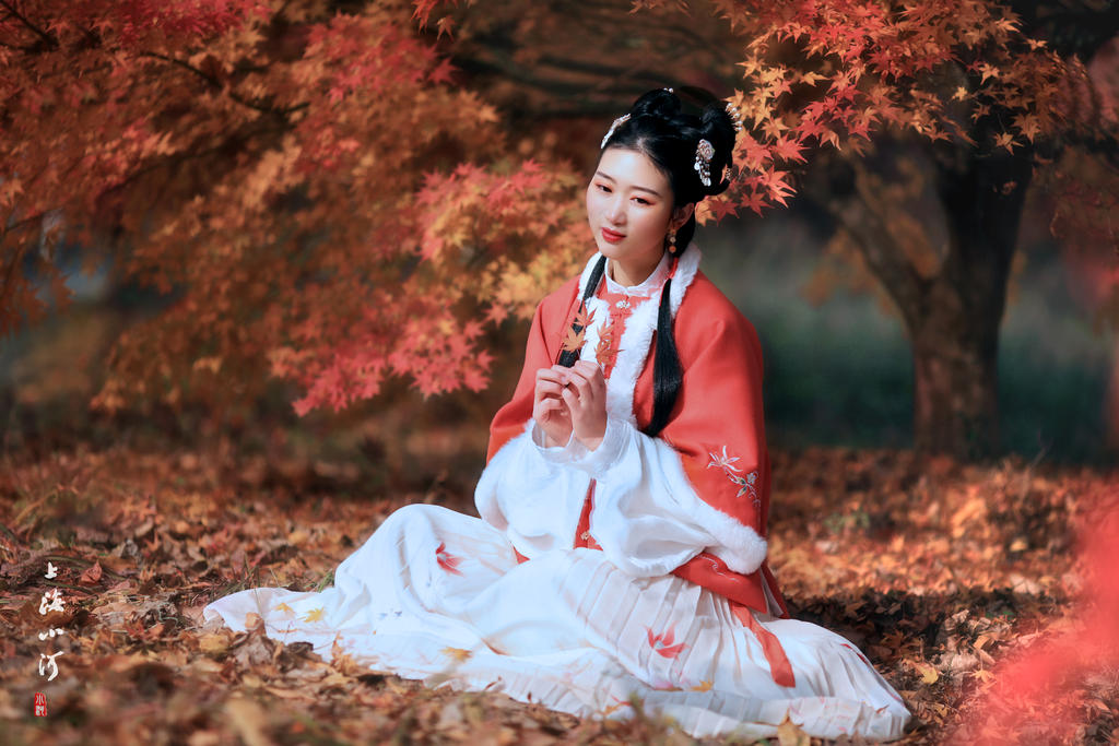 古典美人红妆素裹国色天香写真