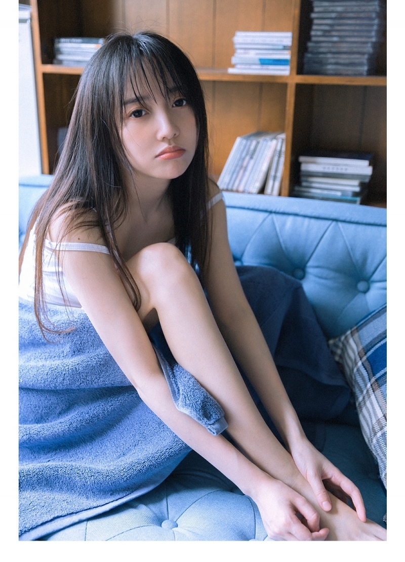 大眼妹妹干净无害美女写真