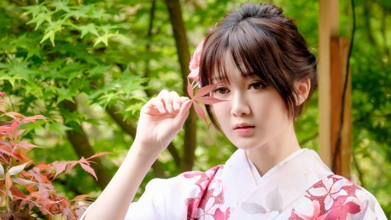 日本和服美女清新脱俗户外写真