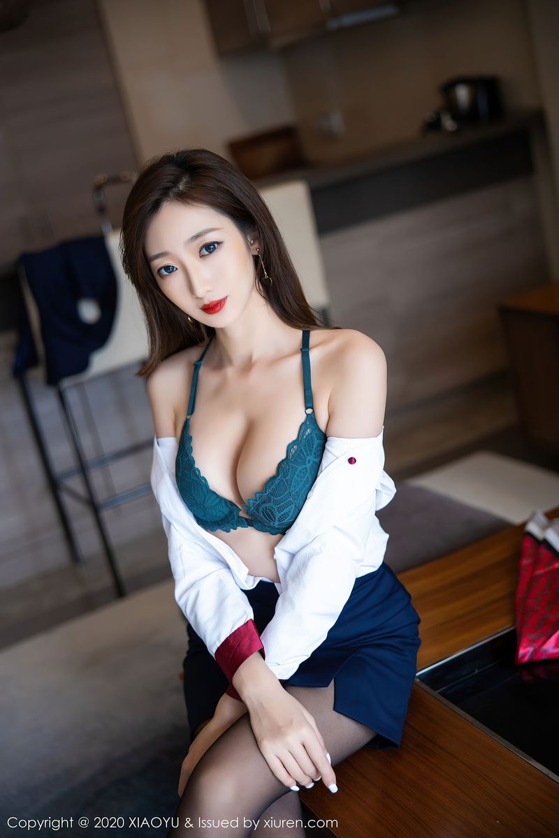 [XIAOYU语画界] 美女模特安琪Yee - 白衬衫性感职业OL装扮写真 Vol.370