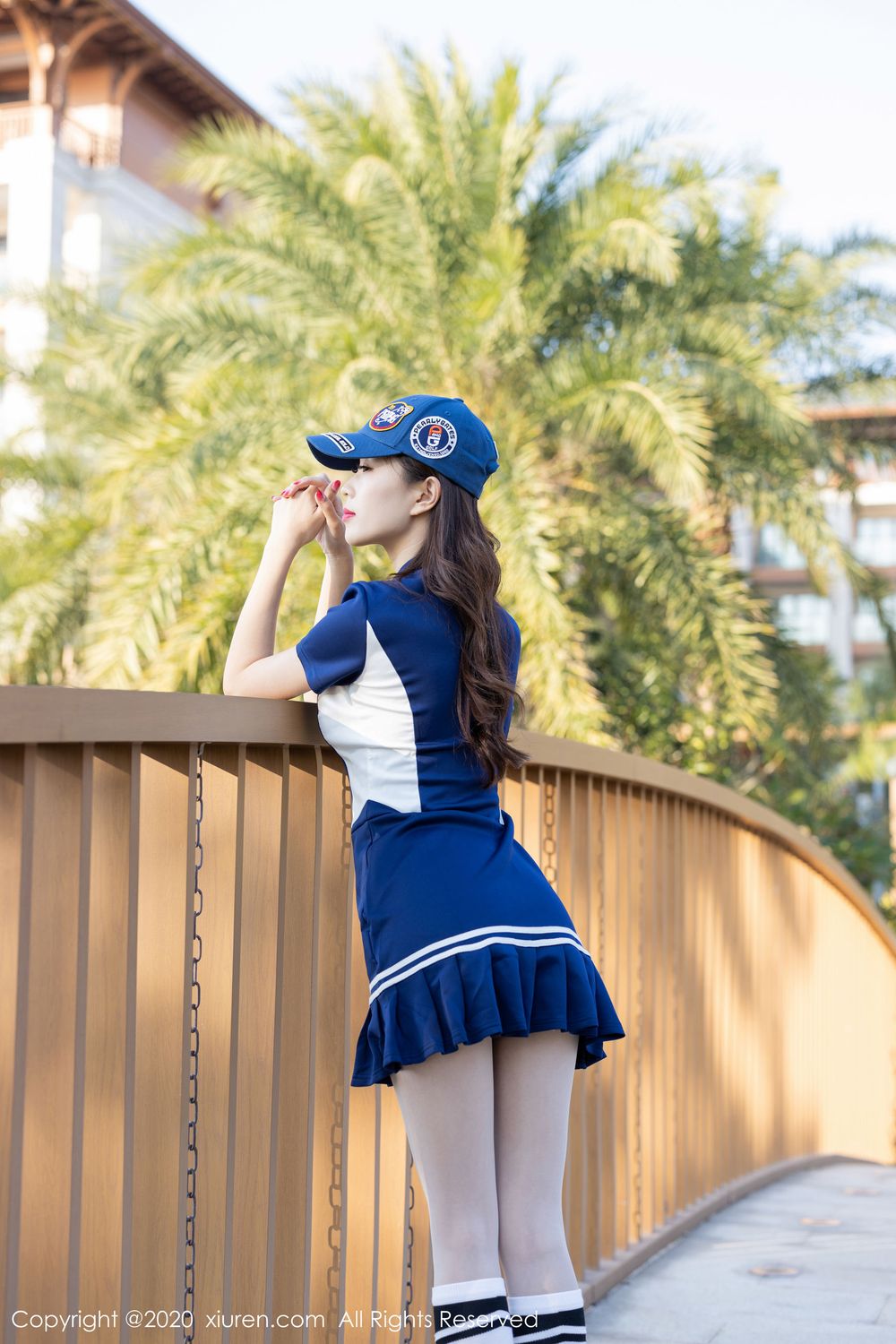 [XIUREN秀人网] 美女模特杨紫嫣Cynthia户外+肉丝+紧身裤系列写真 No.1963