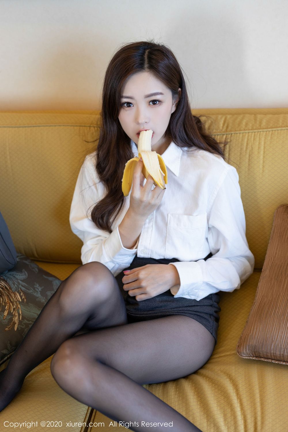 [XIUREN秀人网] 美女模特杨紫嫣Cynthia上班女郎地铁尾随系列套图 No.1978