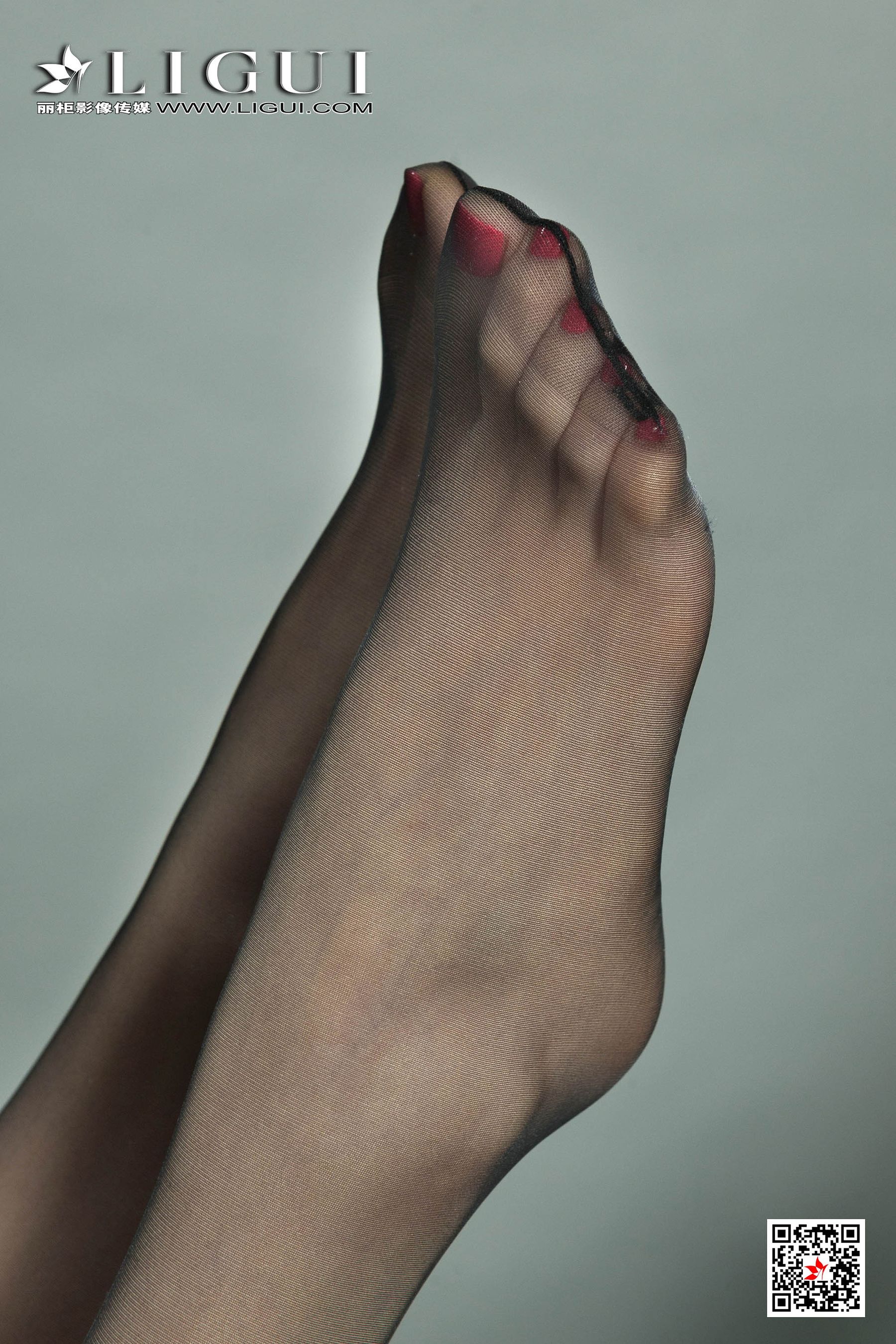 Model 甜甜《黑丝袜人体》 [丽柜Ligui] 写真集