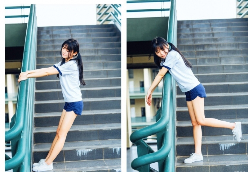 双马尾少女休闲体操服户外写真