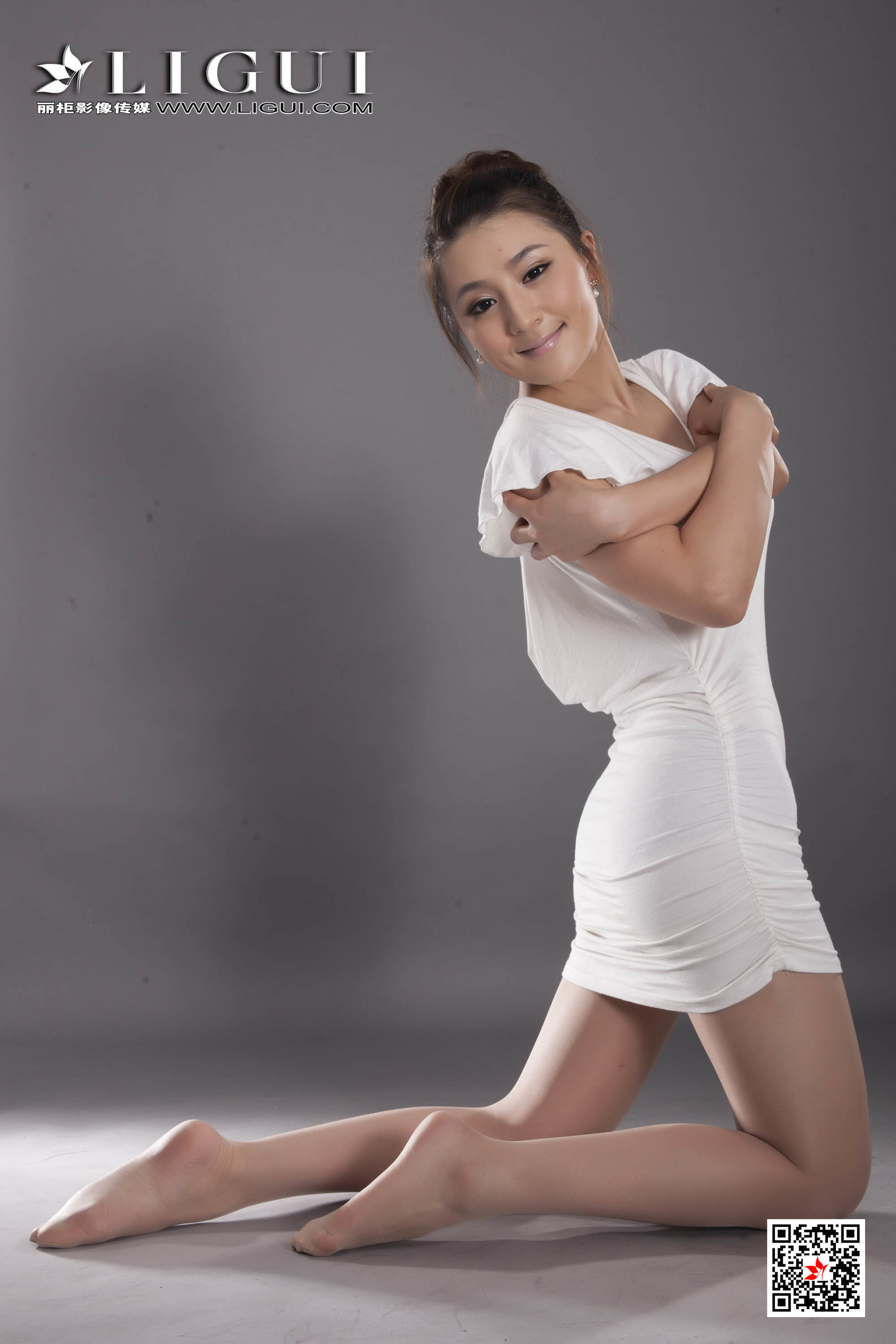 [丽柜Ligui] Model 媛媛 《棚拍丽人》 写真集